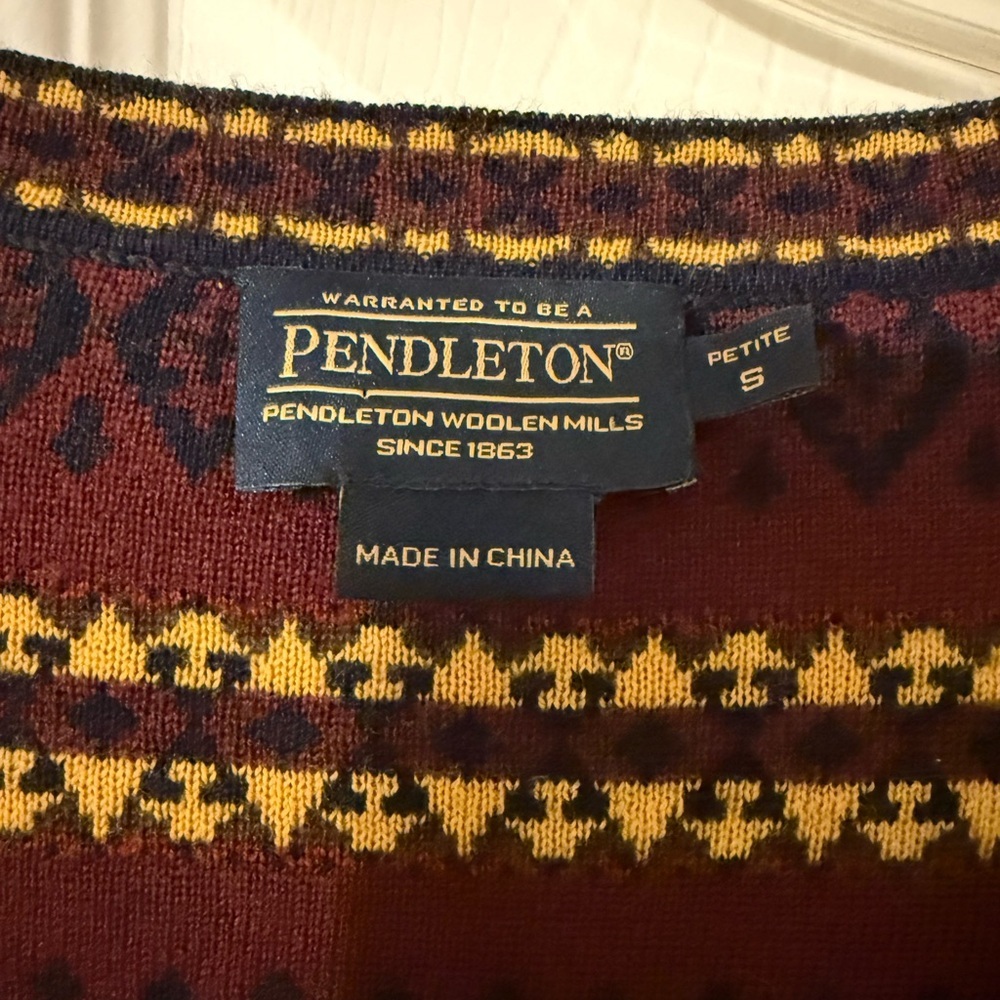 Pendleton Multicolor Geometric Cardigan - Picture 2 of 3